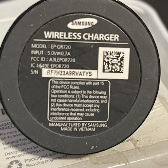 Genuine Samsung Gear S2 Wireless Charging Dock w/ Cable in BOX - Picture 7 of 9